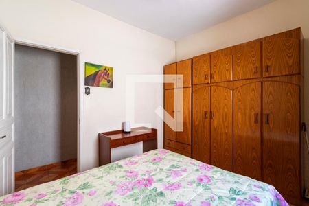 Quarto 2 de casa à venda com 3 quartos, 177m² em Vila Moinho Velho, São Paulo