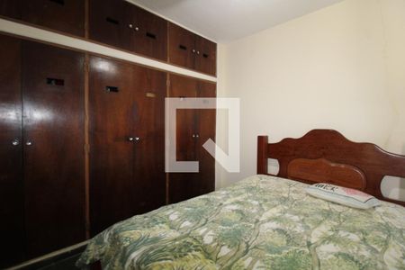 Casa à venda com 200m², 4 quartos e 1 vagaQuarto 1 da Edícula