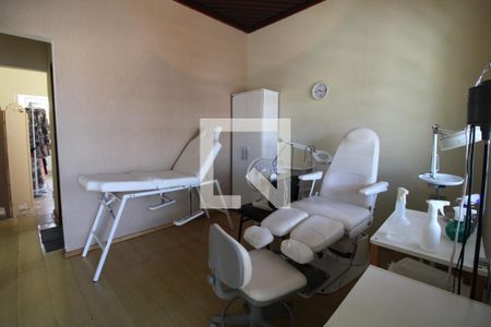 Sala de casa à venda com 4 quartos, 200m² em Jardim Bonfim, Campinas