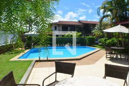 Casa de condomínio para alugar com 100m², 4 quartos e 2 vagasÁrea comum - Piscina