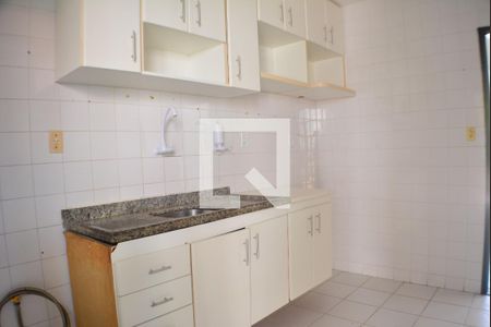 Casa de condomínio para alugar com 100m², 4 quartos e 2 vagasCozinha