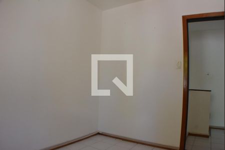 Casa de condomínio para alugar com 100m², 4 quartos e 2 vagasQuarto 3