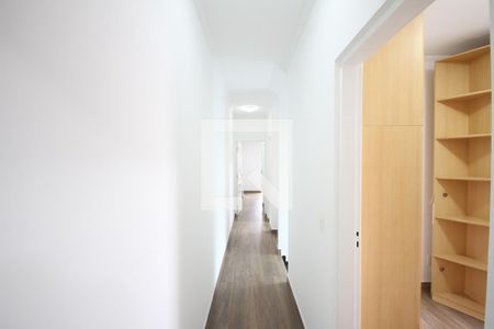 Casa à venda com 171m², 3 quartos e 4 vagasCorredor