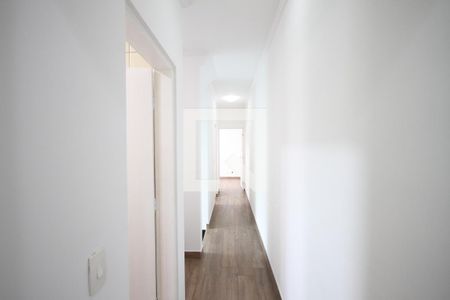 Casa à venda com 171m², 3 quartos e 4 vagasCorredor