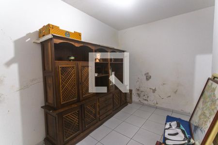 Casa à venda com 147m², 2 quartos e 1 vagaQuarto de serviço