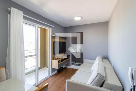 Sala de apartamento à venda com 2 quartos, 47m² em São Pedro, Osasco