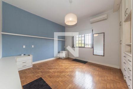 Quarto 1 de casa à venda com 3 quartos, 250m² em Itaim Bibi, São Paulo
