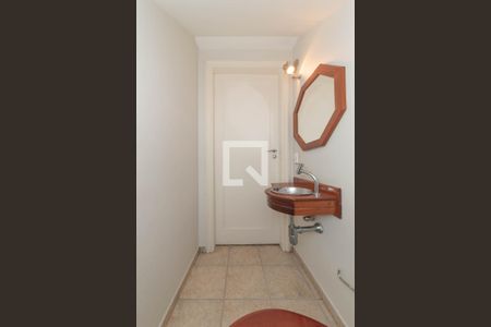 Lavabo de casa à venda com 3 quartos, 250m² em Itaim Bibi, São Paulo