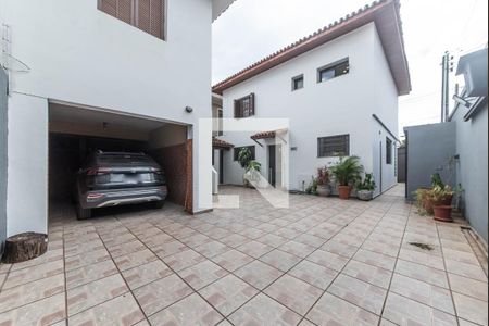 Quintal - Garagem de casa à venda com 3 quartos, 250m² em Itaim Bibi, São Paulo