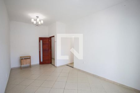 Apartamento para alugar com 67m², 2 quartos e 1 vagaSala