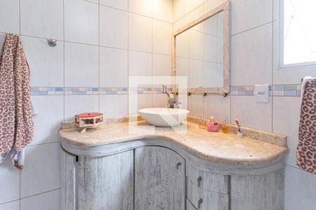 Casa à venda com 192m², 3 quartos e 1 vaga Casa à venda com 192m², 3 quartos e 1 vagaBanheiro