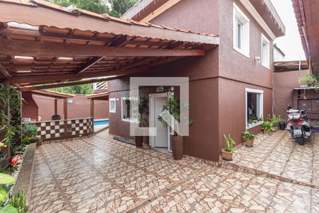 Casa à venda com 192m², 3 quartos e 1 vaga Casa à venda com 192m², 3 quartos e 1 vagaGaragem