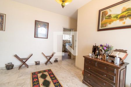 Casa à venda com 650m², 6 quartos e 4 vagasHall de Entrada