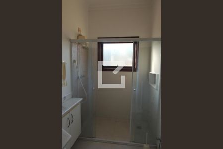 Casa de condomínio à venda com 410m², 4 quartos e 3 vagasBanheiro da Suíte 3