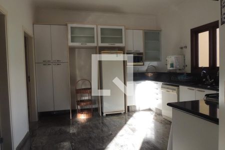 Casa de condomínio à venda com 410m², 4 quartos e 3 vagasCozinha