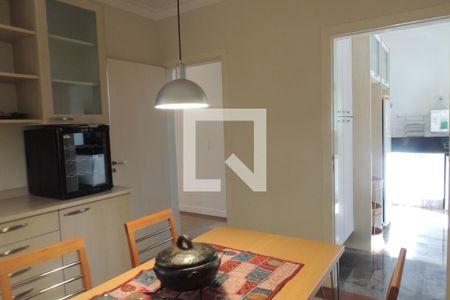 Casa de condomínio à venda com 410m², 4 quartos e 3 vagasSala de Jantar