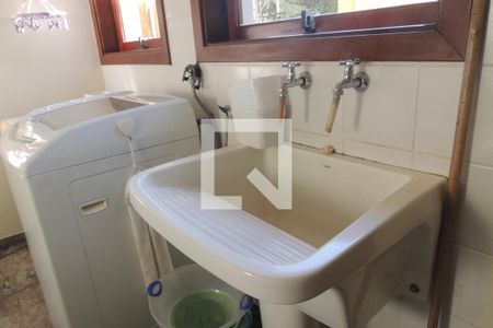 Casa de condomínio à venda com 410m², 4 quartos e 3 vagasÁrea de Serviço