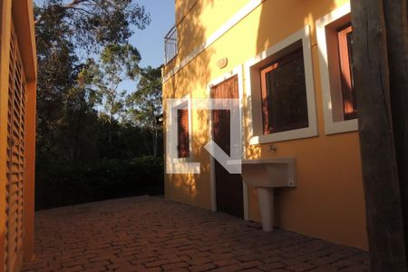 Casa de condomínio à venda com 410m², 4 quartos e 3 vagasCorredor