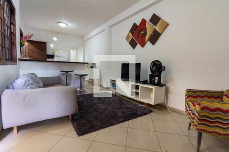 Sala de casa para alugar com 2 quartos, 72m² em Ferreira, São Paulo