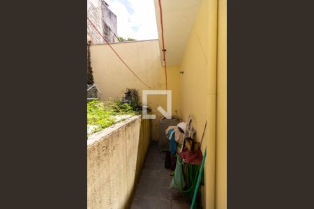 Casa para alugar com 72m², 2 quartos e 1 vagaÁrea de Serviço