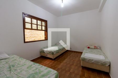 Quarto 1 de casa para alugar com 2 quartos, 72m² em Ferreira, São Paulo