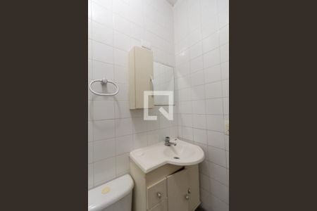 Banheiro de casa à venda com 2 quartos, 72m² em Ferreira, São Paulo