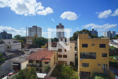 Sala - Vista de apartamento à venda com 2 quartos, 87m² em Vila Ipiranga, Porto Alegre