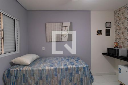 Quarto / Cozinha de kitnet/studio para alugar com 1 quarto, 18m² em Jardim Regina, São Paulo