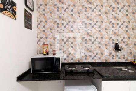 Quarto / Cozinha de kitnet/studio para alugar com 1 quarto, 18m² em Jardim Regina, São Paulo