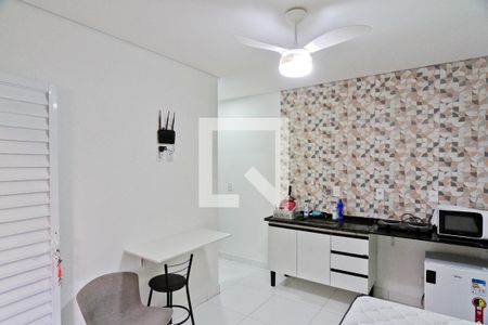 Studio de kitnet/studio para alugar com 1 quarto, 20m² em Jardim Regina, São Paulo