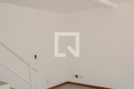 Sala de casa de condomínio à venda com 2 quartos, 70m² em Todos Os Santos, Rio de Janeiro