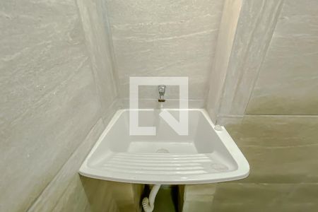 Apartamento para alugar com 42m², 1 quarto e sem vagaDetalhe Lavanderia