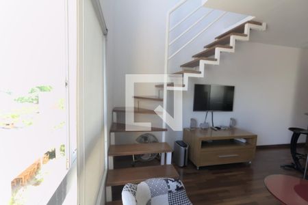 Escada de apartamento à venda com 1 quarto, 40m² em Vila Leopoldina, São Paulo