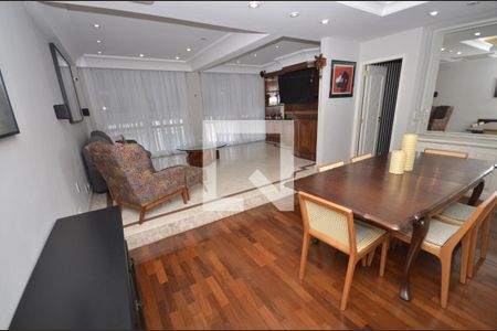 Sala de apartamento à venda com 3 quartos, 131m² em Laranjeiras, Rio de Janeiro