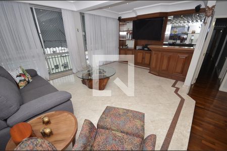 Sala de apartamento à venda com 3 quartos, 131m² em Laranjeiras, Rio de Janeiro
