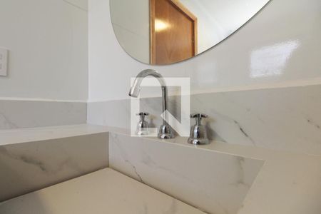 Apartamento para alugar com 150m², 3 quartos e 3 vagas Apartamento para alugar com 150m², 3 quartos e 3 vagasBanheiro Suíte