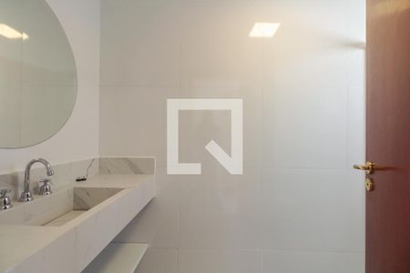 Apartamento para alugar com 150m², 3 quartos e 3 vagas Apartamento para alugar com 150m², 3 quartos e 3 vagasBanheiro Suíte