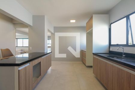 Apartamento para alugar com 150m², 3 quartos e 3 vagas Apartamento para alugar com 150m², 3 quartos e 3 vagasCozinha