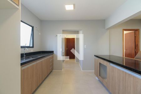 Apartamento para alugar com 150m², 3 quartos e 3 vagas Apartamento para alugar com 150m², 3 quartos e 3 vagasCozinha