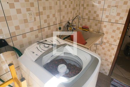 Casa à venda com 118m², 3 quartos e 1 vagaLavanderia