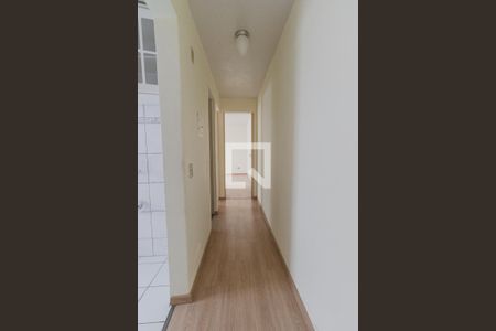 Corredor de apartamento para alugar com 2 quartos, 55m² em Campo Comprido, Curitiba