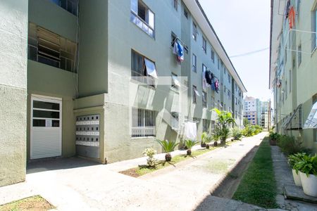 Fachada do bloco de apartamento para alugar com 2 quartos, 55m² em Campo Comprido, Curitiba