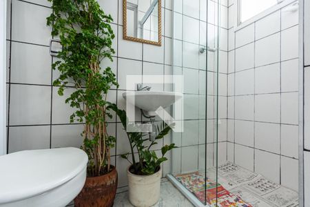 Apartamento à venda com 130m², 3 quartos e 2 vagasBanheiro de Serviço