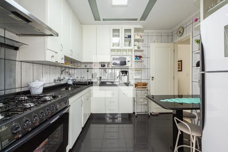 Apartamento à venda com 130m², 3 quartos e 2 vagasCozinha