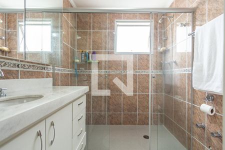 Apartamento à venda com 130m², 3 quartos e 2 vagasBanheiro da Suíte 1