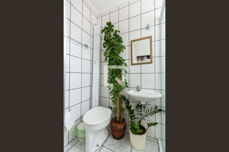 Apartamento à venda com 130m², 3 quartos e 2 vagasBanheiro de Serviço