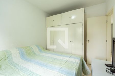 Apartamento à venda com 130m², 3 quartos e 2 vagasSuíte 2
