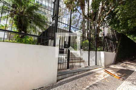 Apartamento à venda com 130m², 3 quartos e 2 vagasFachada