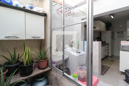 Casa à venda com 55m², 2 quartos e sem vaga Casa à venda com 55m², 2 quartos e sem vagaÁrea de serviço