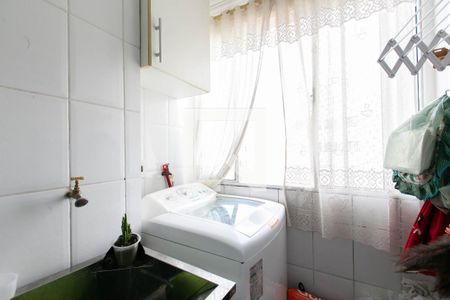 Apartamento à venda com 49m², 3 quartos e 1 vagaÁrea de Serviço